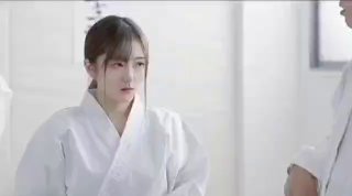 让我帮你洗玥可岚